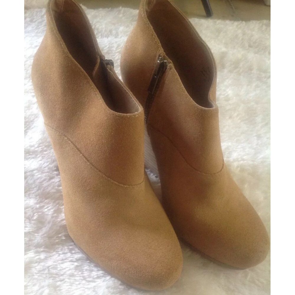 SAKS FIFTH AVE Women's Ankle Boots Shoes Olana Suede Leather Tan EU 38 US 7.5